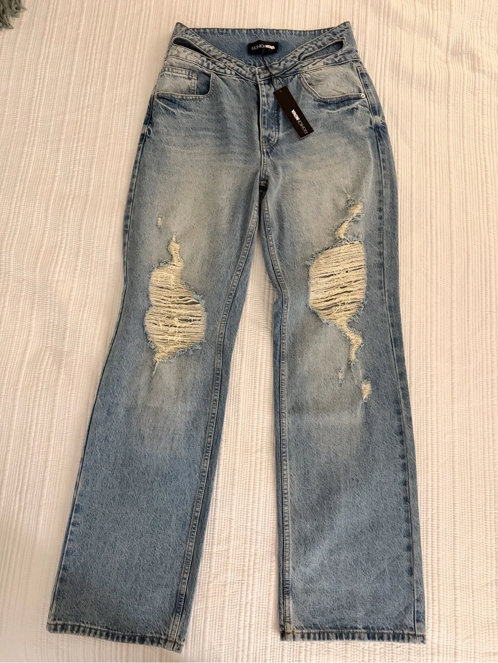 Fashion Nova Light Blue High-Rise Jeans with Waist Cutout - Picture 3 of 4